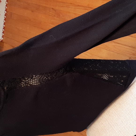 Sweater - Picture 4 of 4